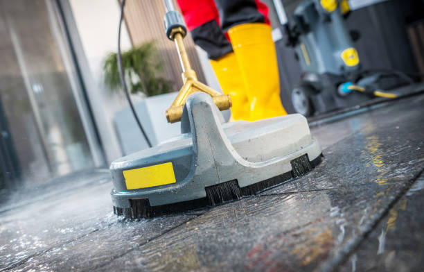 Best Pressure Washing Siding  in Seguin, TX